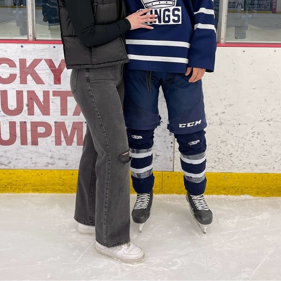 Garage wide leg jeans! - Picture 6 of 6